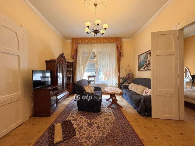 Eladó téglalakás, Budapesten, IX. kerületben 126.9 M Ft