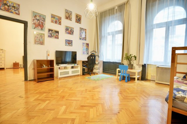 Eladó téglalakás, Budapesten, VI. kerületben 114.9 M Ft