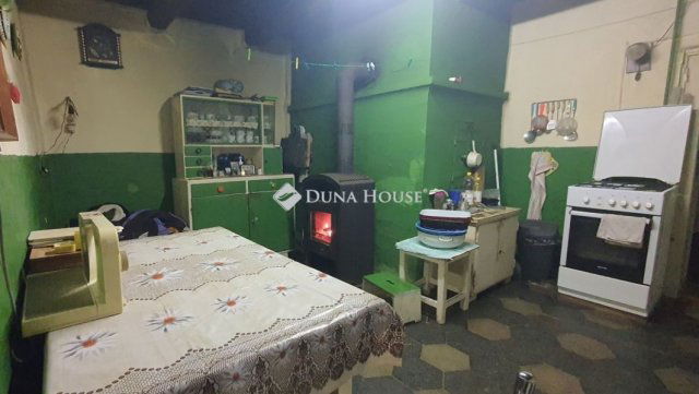 Eladó családi ház, Vasszécsenyen 15 M Ft, 2 szobás