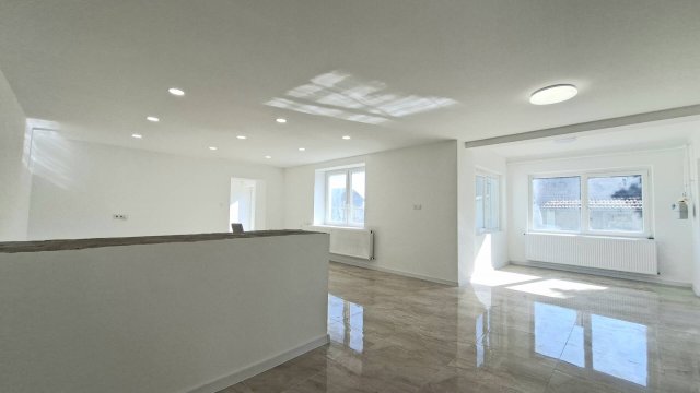 Eladó családi ház, Bujon 30.99 M Ft, 2 szobás