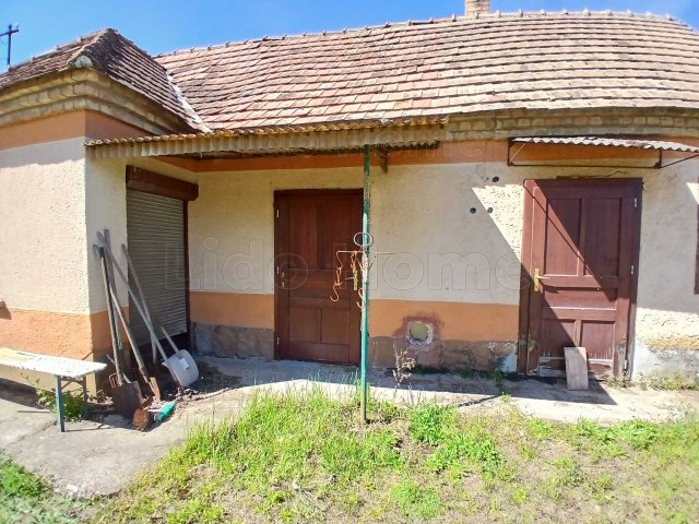 Eladó családi ház, Ravazdon 45 M Ft, 3 szobás