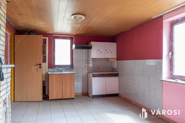 Eladó családi ház, Vésztőn 4.9 M Ft, 1+2 szobás