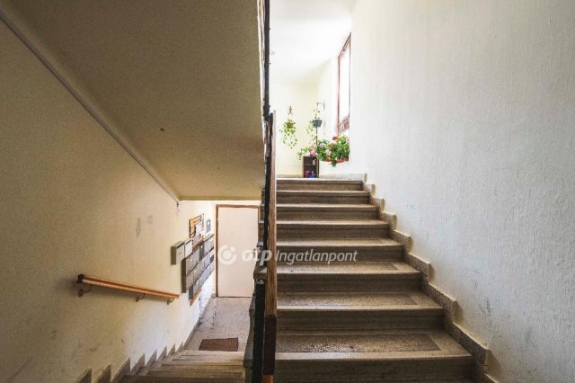 Eladó panellakás, Gárdonyban 46.9 M Ft, 2 szobás