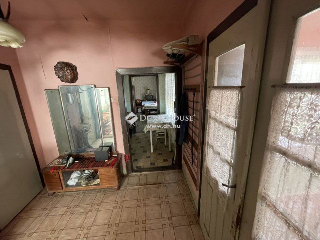 Eladó családi ház, Kustánszegen 16.5 M Ft, 3 szobás