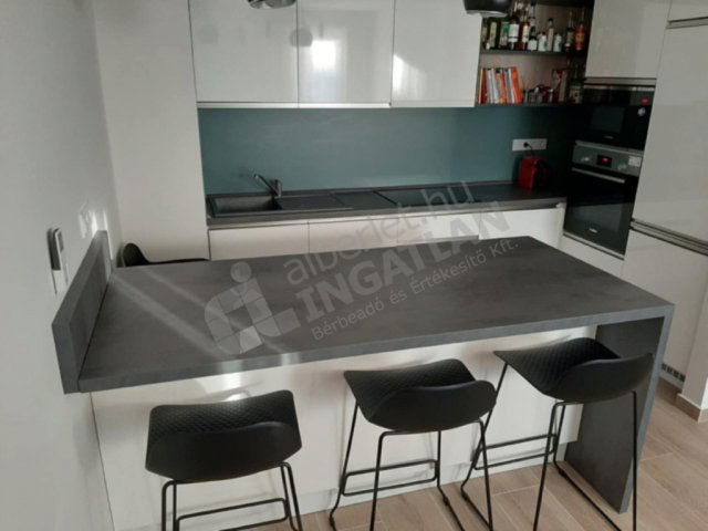 Kiadó téglalakás, albérlet, XIII. kerületben, Lőportár utcában