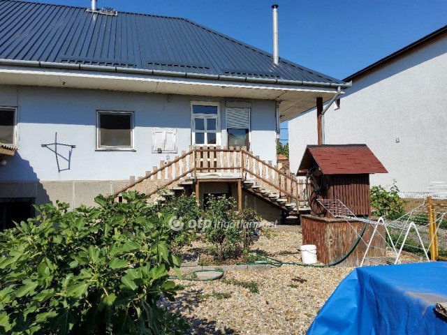 Eladó családi ház, Aszódon 88 M Ft, 4 szobás