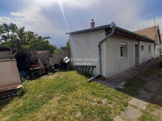 Eladó családi ház, Monoron 54 M Ft, 2 szobás