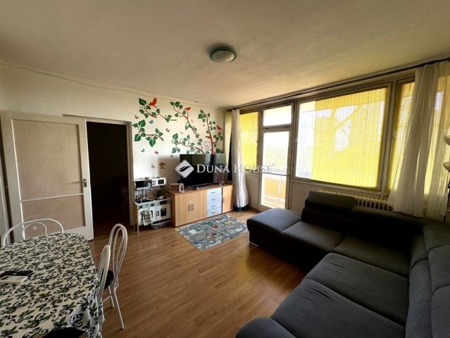 Eladó téglalakás, Budapesten, XX. kerületben 68 M Ft, 3 szobás