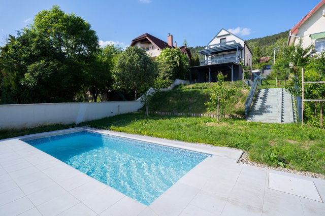 Kiadó családi ház, albérlet, Pilisborosjenőn 990 E Ft / hó