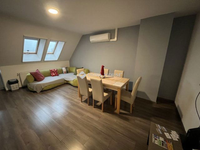 Kiadó téglalakás, albérlet, Budapesten, XV. kerületben