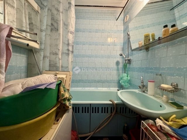 Eladó panellakás, Budapesten, IV. kerületben 74.5 M Ft, 3 szobás