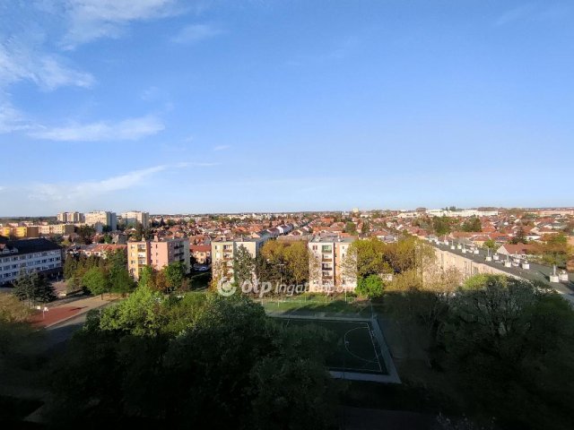 Eladó téglalakás, Szombathelyen 35.25 M Ft, 2 szobás