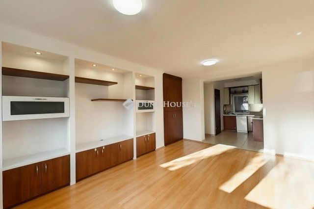 Eladó téglalakás, Kecskeméten 68.4 M Ft, 3 szobás