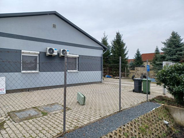 Kiadó ipari ingatlan, Ikrényen 1000 E Ft / hó, 5 szobás