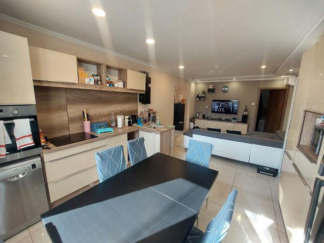 Eladó ikerház, Budapesten, XV. kerületben 119 M Ft, 3 szobás