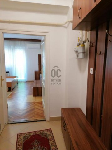 Eladó téglalakás, Pécsett 42.9 M Ft, 1 szobás