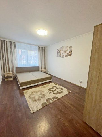 Kiadó panellakás, albérlet, Debrecenben 200 E Ft / hó, 2 szobás