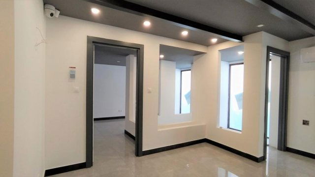 Eladó üzlethelyiség, Budapesten, VI. kerületben, Rózsa utcában