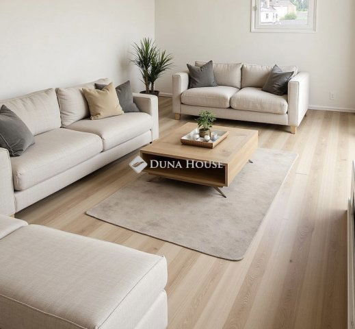 Eladó téglalakás, Balatonalmádiban 21.5 M Ft, 1 szobás