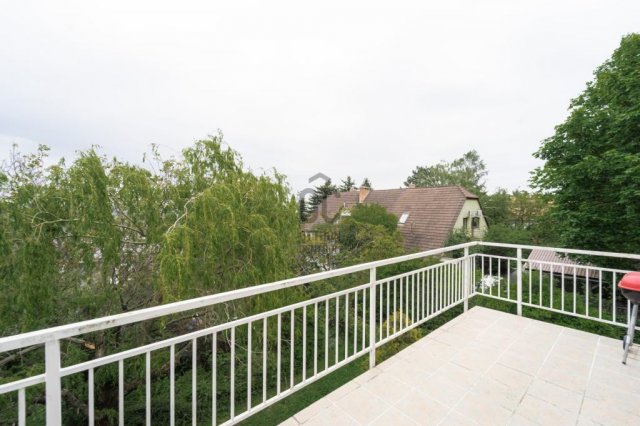 Eladó családi ház, Budapesten, III. kerületben 275 M Ft