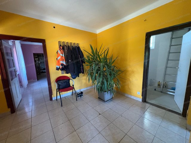 Eladó családi ház, Keléden 16.9 M Ft, 2 szobás