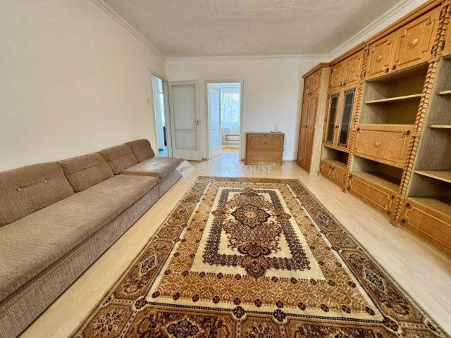 Kiadó panellakás, albérlet, Kecskeméten 110 E Ft / hó, 2 szobás