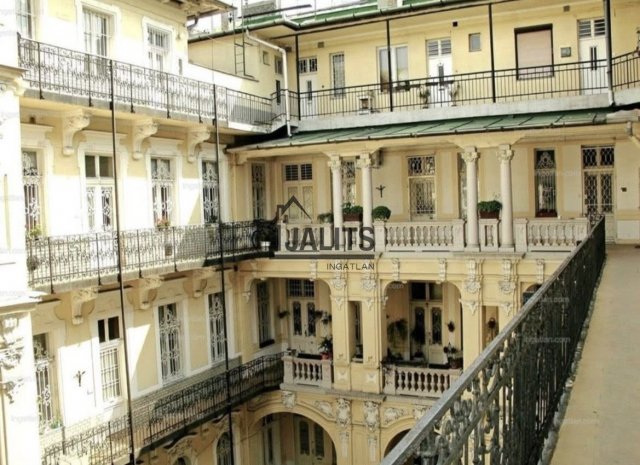 Eladó téglalakás, V. kerületben, Szent István körúton