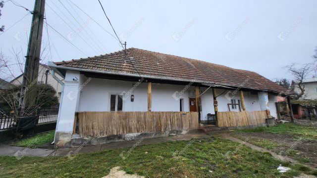 Eladó családi ház, Szendrőn 9.99 M Ft, 2 szobás