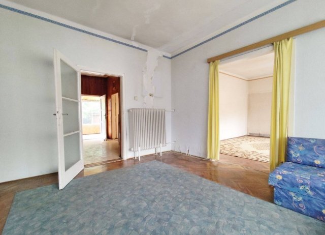 Eladó családi ház, Dombóváron 23.7 M Ft, 3 szobás