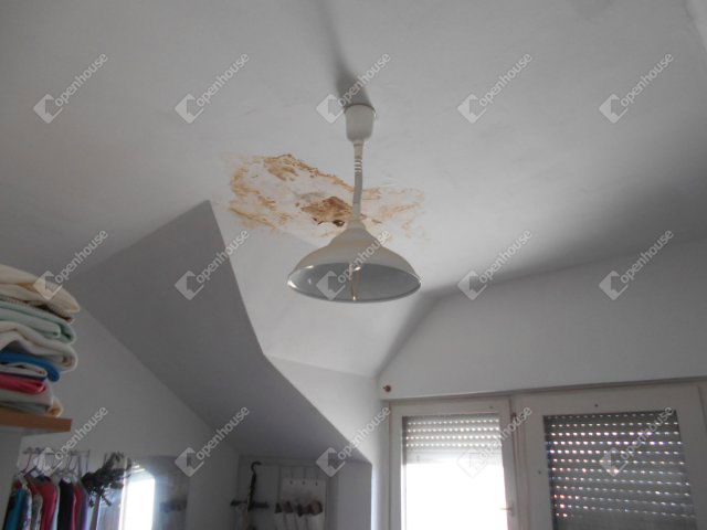 Eladó nyaraló, Hévízen 290 M Ft, 8 szobás