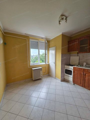 Eladó téglalakás, Gyulán 29.99 M Ft / költözzbe.hu