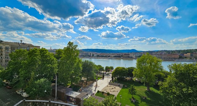 Eladó téglalakás, Budapesten, V. kerületben 259 M Ft, 3 szobás
