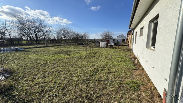 Eladó családi ház, Ráckevén 45 M Ft, 3 szobás