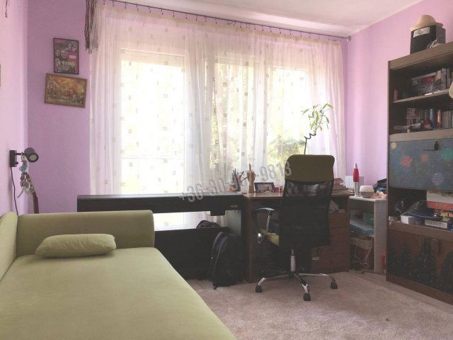 Eladó panellakás, Békéscsabán 29.5 M Ft, 3 szobás