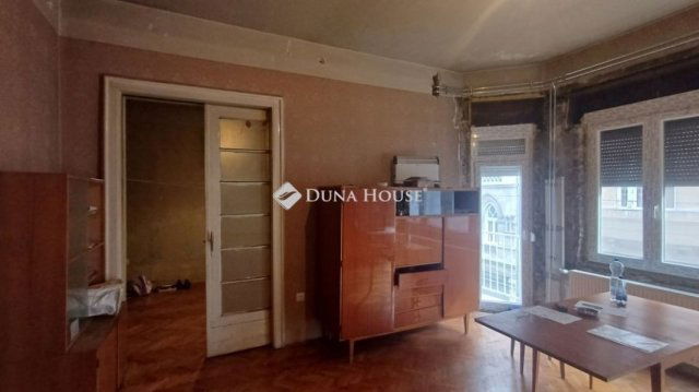 Eladó téglalakás, Budapesten, VII. kerületben 129 M Ft, 4 szobás