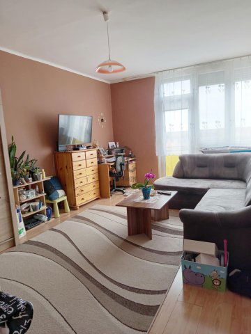 Eladó téglalakás, Bajon 38 M Ft, 2 szobás / költözzbe.hu