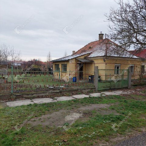 Eladó telek, Abdaon 50 M Ft / költözzbe.hu