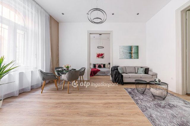 Eladó téglalakás, Budapesten, I. kerületben 135 M Ft, 4 szobás