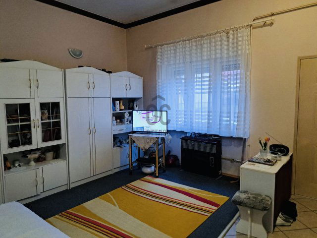 Eladó téglalakás, Cegléden 21.99 M Ft, 1 szobás