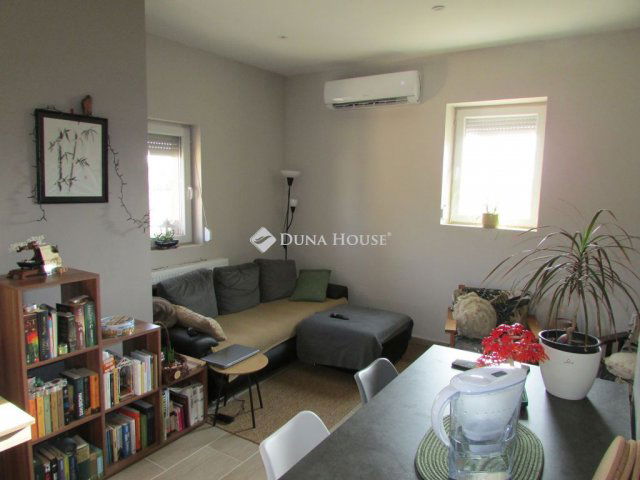 Eladó családi ház, Tápiószentmártonon, Szelei úton 49.9 M Ft