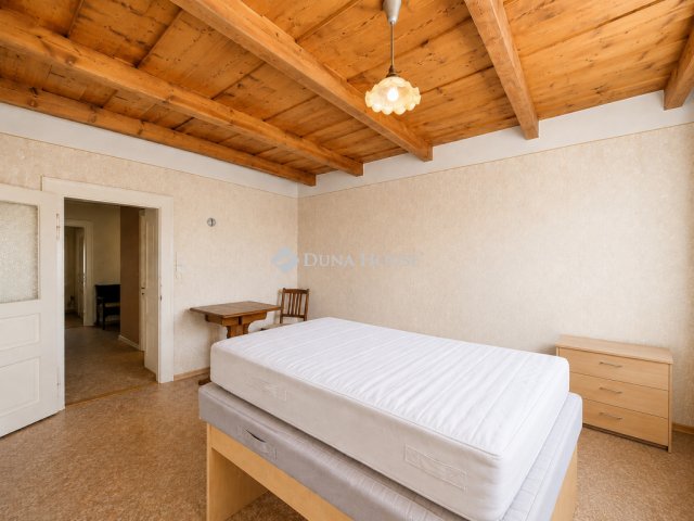 Eladó családi ház, Tóalmáson 23.9 M Ft, 1 szobás