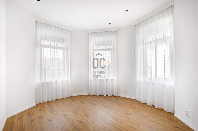 Eladó téglalakás, Budapesten, IX. kerületben, Ferenc körúton