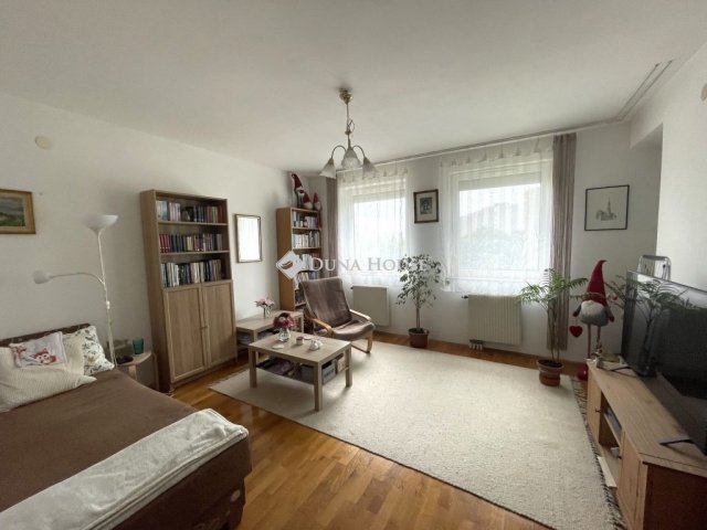 Eladó téglalakás, Budapesten, XI. kerületben 99.9 M Ft, 2 szobás