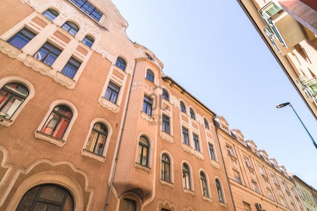 Eladó téglalakás, Budapesten, VIII. kerületben, Práter utcában