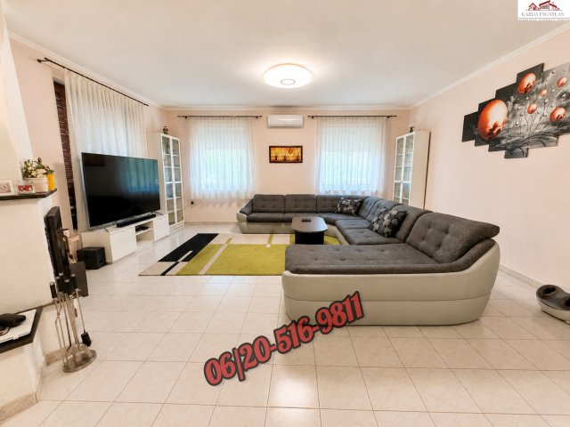 Eladó családi ház, Nagyvenyimen 93 M Ft, 4 szobás