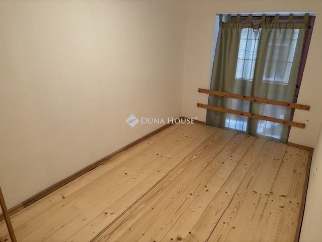 Kiadó téglalakás, albérlet, Budapesten, VI. kerületben