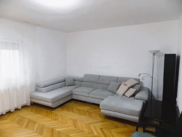 Eladó téglalakás, Debrecenben 85 M Ft, 3 szobás