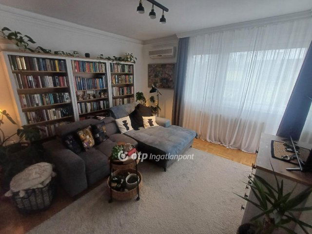 Eladó téglalakás, Szigetszentmiklóson 62 M Ft, 2+1 szobás