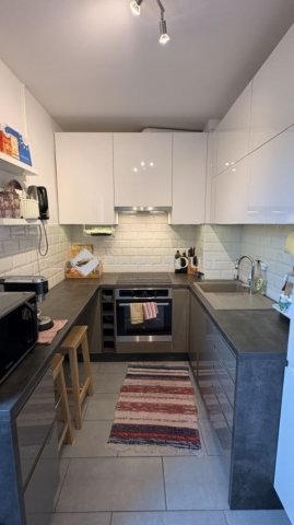 Eladó panellakás, Pécsett 64.5 M Ft, 3 szobás