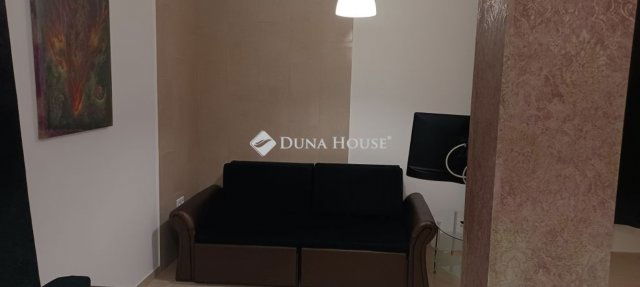 Eladó téglalakás, Budapesten, XIII. kerületben 43.5 M Ft